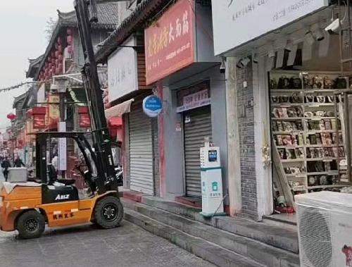 门头装置